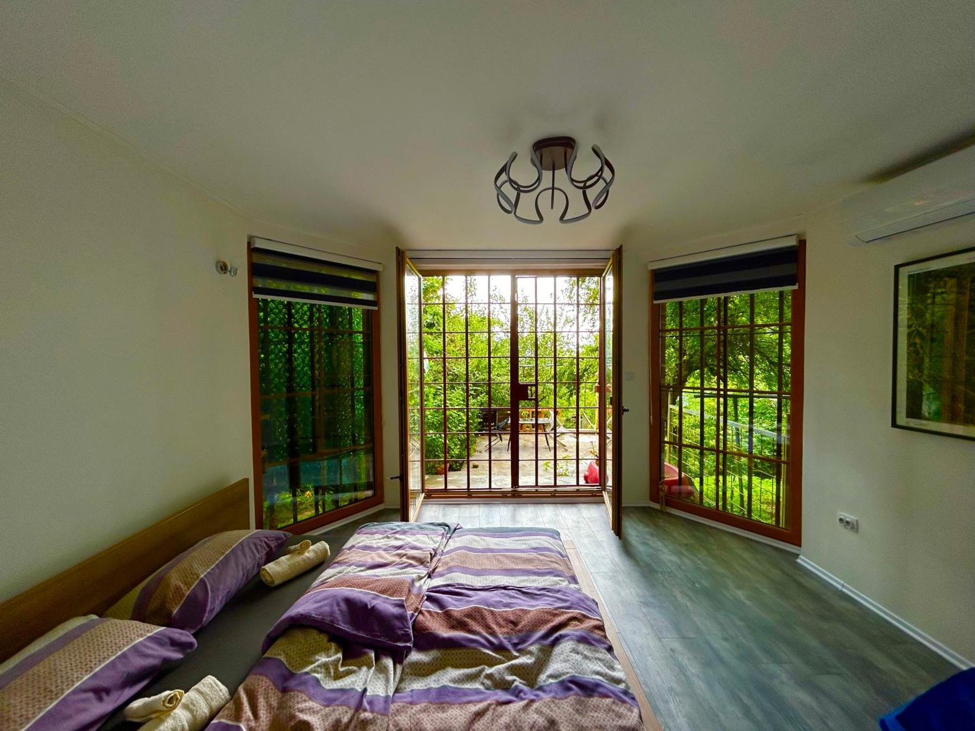 Peaceful Pleasure Apartment & Free Private Parking Saraievo Exterior foto